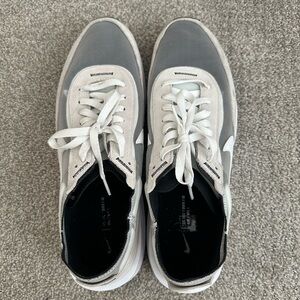 Nike Waffle One